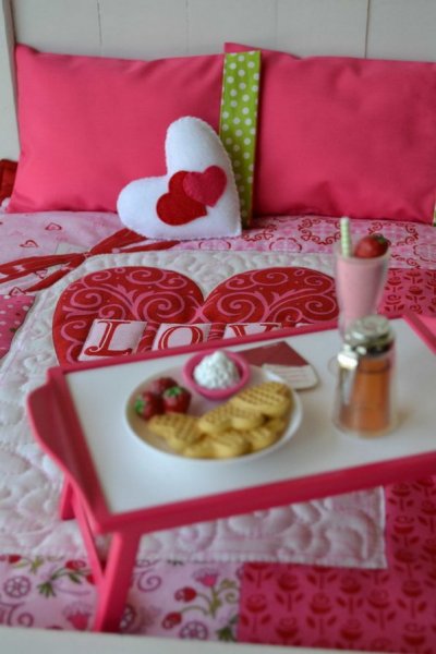 Romantic-Bedroom-Decorations-and-Bedding-Sets-for-Valentines-Day-2013_32
